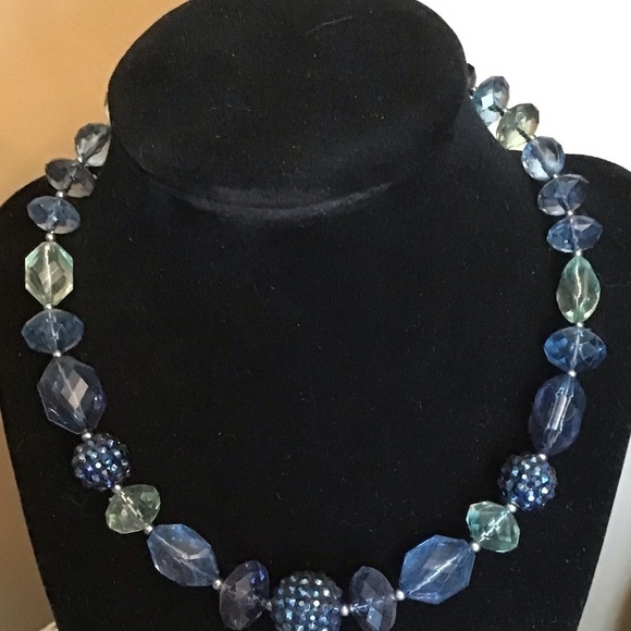 Blue bead Chocker - Picture 1 of 1